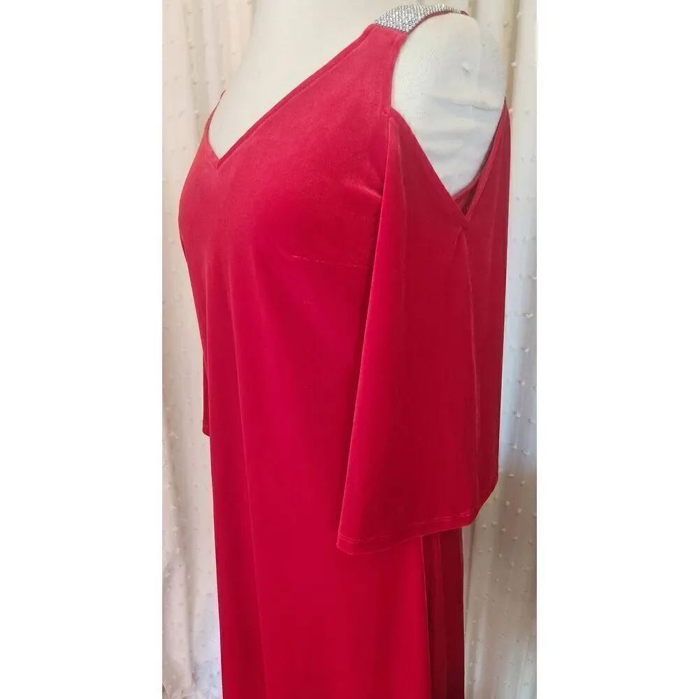 D32 MSK velvety red cocktail dress, cold shoulder Cut Out rhinestone accents NWT